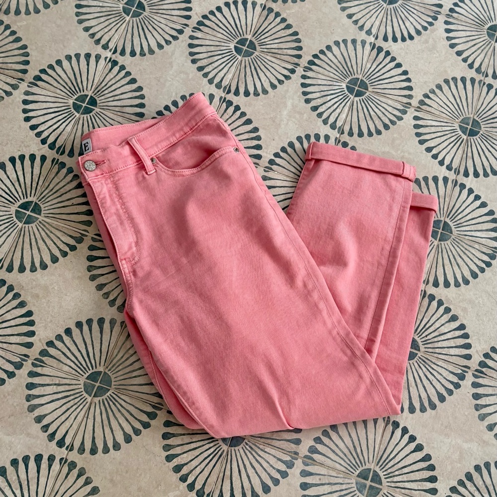 Pink Daze Cropped Jeans